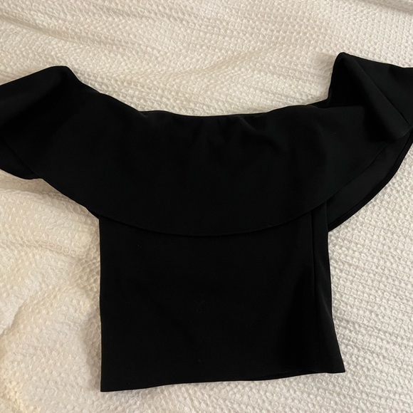 Glamorous Charlotte Russe ruffle-tiered off the shoulder top - Picture 2 of 2